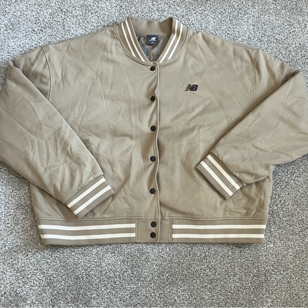 New Balance Sidney Collection Varsity-Style Jacket Women’s Sz 2XL Beige/Tan